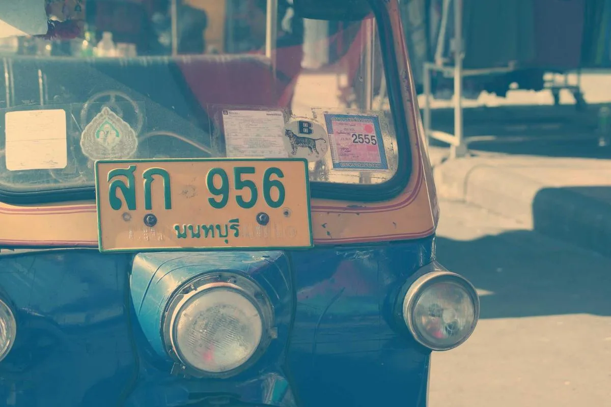 3-Floor Commercial Corner Unit Restaurant Ready