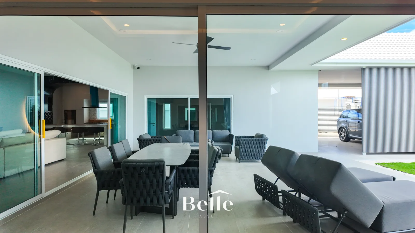 Modern Style Pool Villa with 5 Bedrooms Hua Hin Soi 112 For Sale - 7