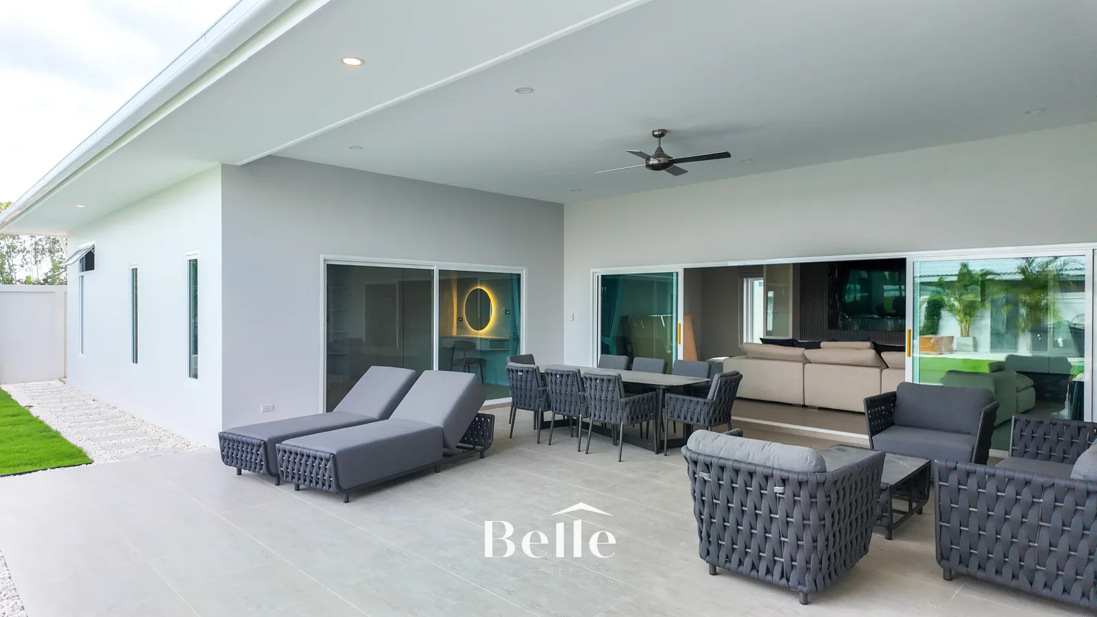 Modern Style Pool Villa with 5 Bedrooms Hua Hin Soi 112 For Sale - 19