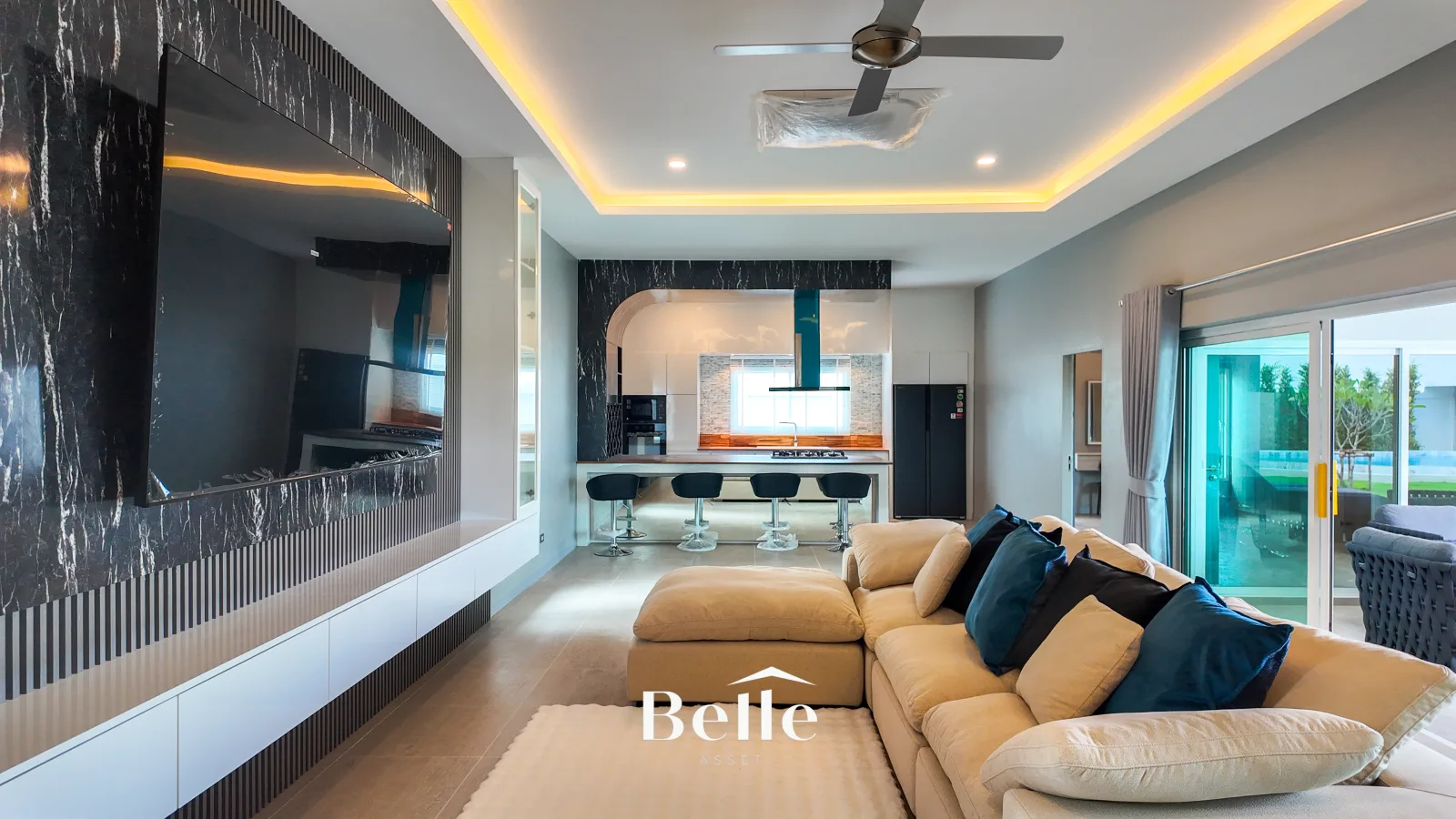 Modern Style Pool Villa with 5 Bedrooms Hua Hin Soi 112 For Sale - 22