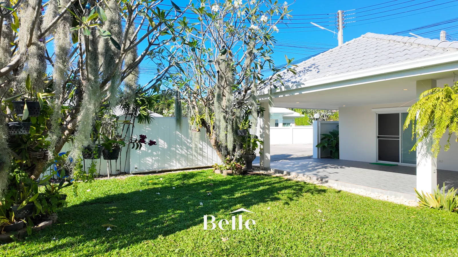 Beautifully renovated 3-bedroom pool villa Hua Hin Soi  88 - 17