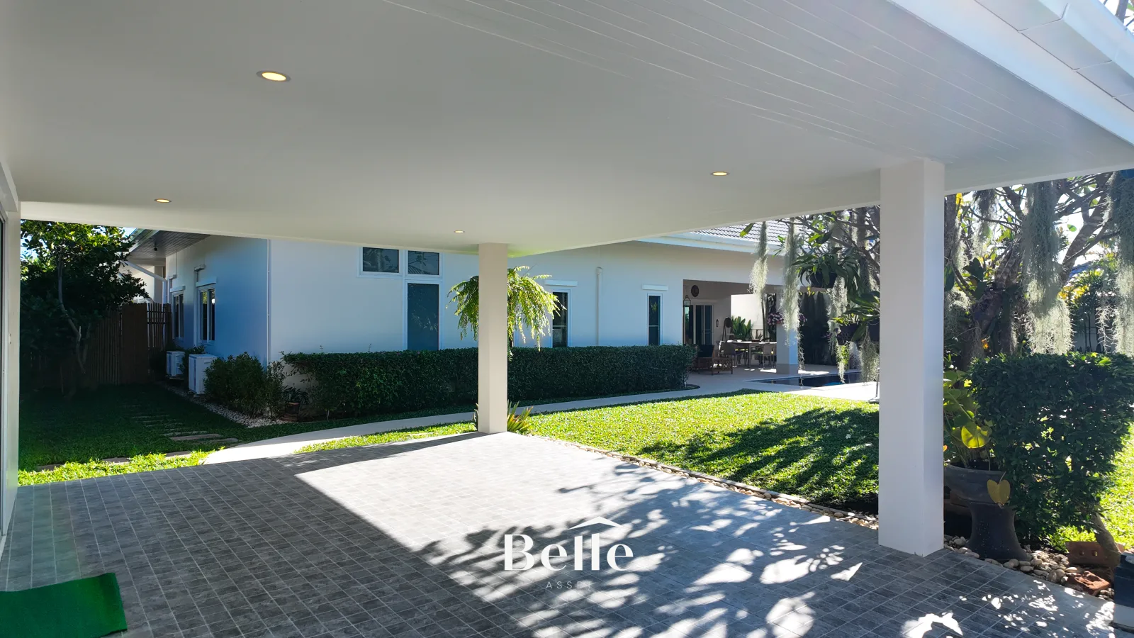 Beautifully renovated 3-bedroom pool villa Hua Hin Soi  88 - 18