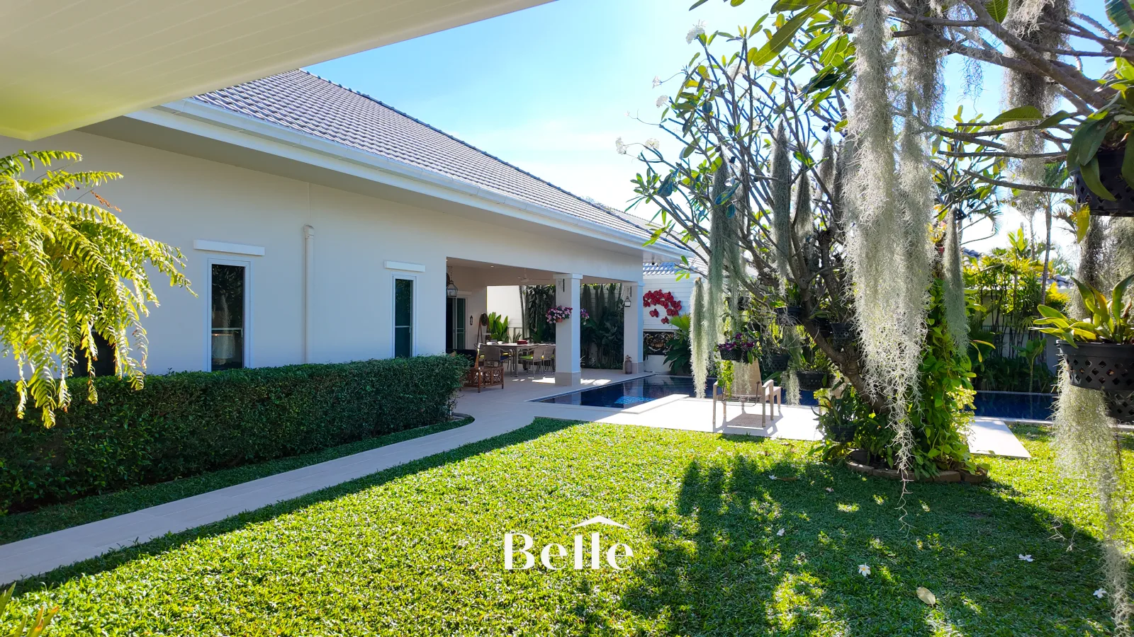 Beautifully renovated 3-bedroom pool villa Hua Hin Soi  88 - 19