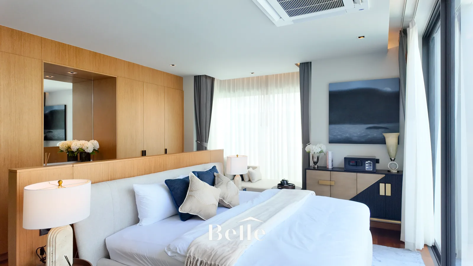 Beautifully Designed Luxury Pool Villa in Hua Hin For Sale - 4