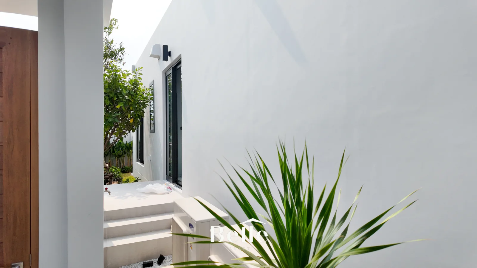 Beautifully Designed Luxury Pool Villa in Hua Hin For Sale - 23