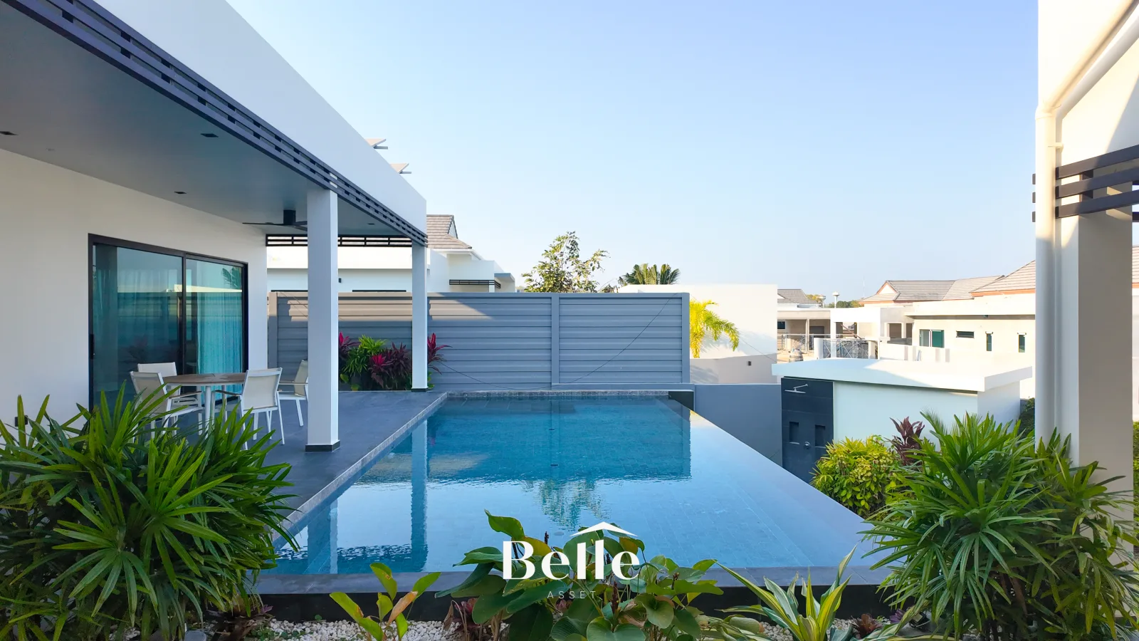 Modern Contemporary Villa | Great Location Near Beach | Mountain View (Ready to move in) - 22