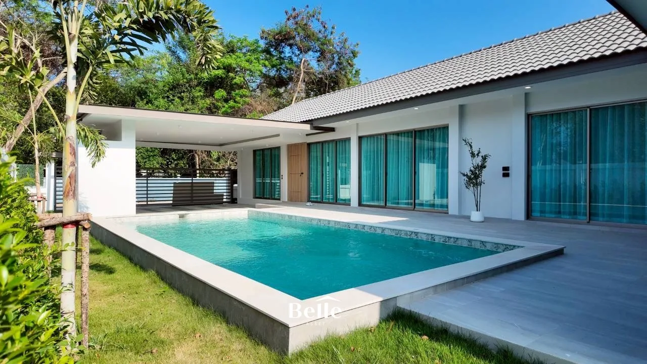 Modern Pool Villa 3 Bedrooms Ready to Move in Hua Hin Soi 70