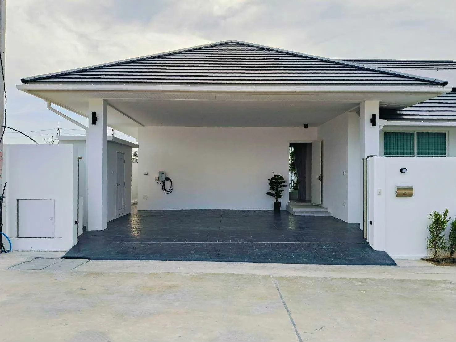Luxury Pool Villa in Hua Hin Soi 112 | Prime Location, Close to the City with a Relaxing - 3