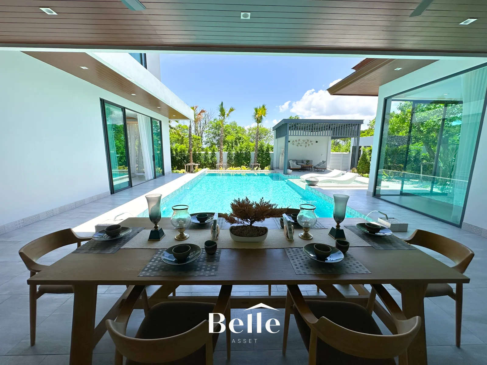 Luxury Pool Villas for Sale – Next to Black Mountain Golf Course - 4