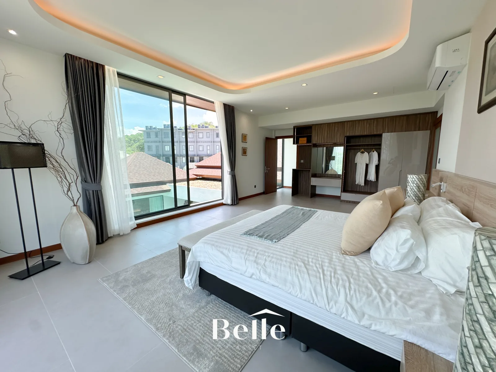 Luxury Pool Villas for Sale – Next to Black Mountain Golf Course - 19