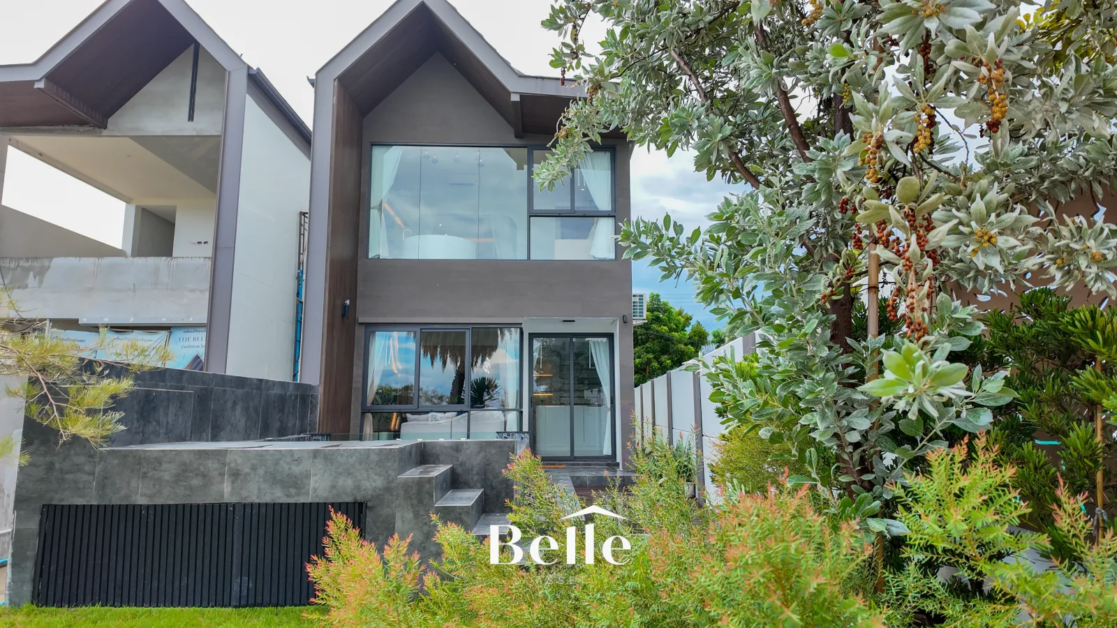 Nordic Modern Luxury Beachfront Villa Phetchaburi