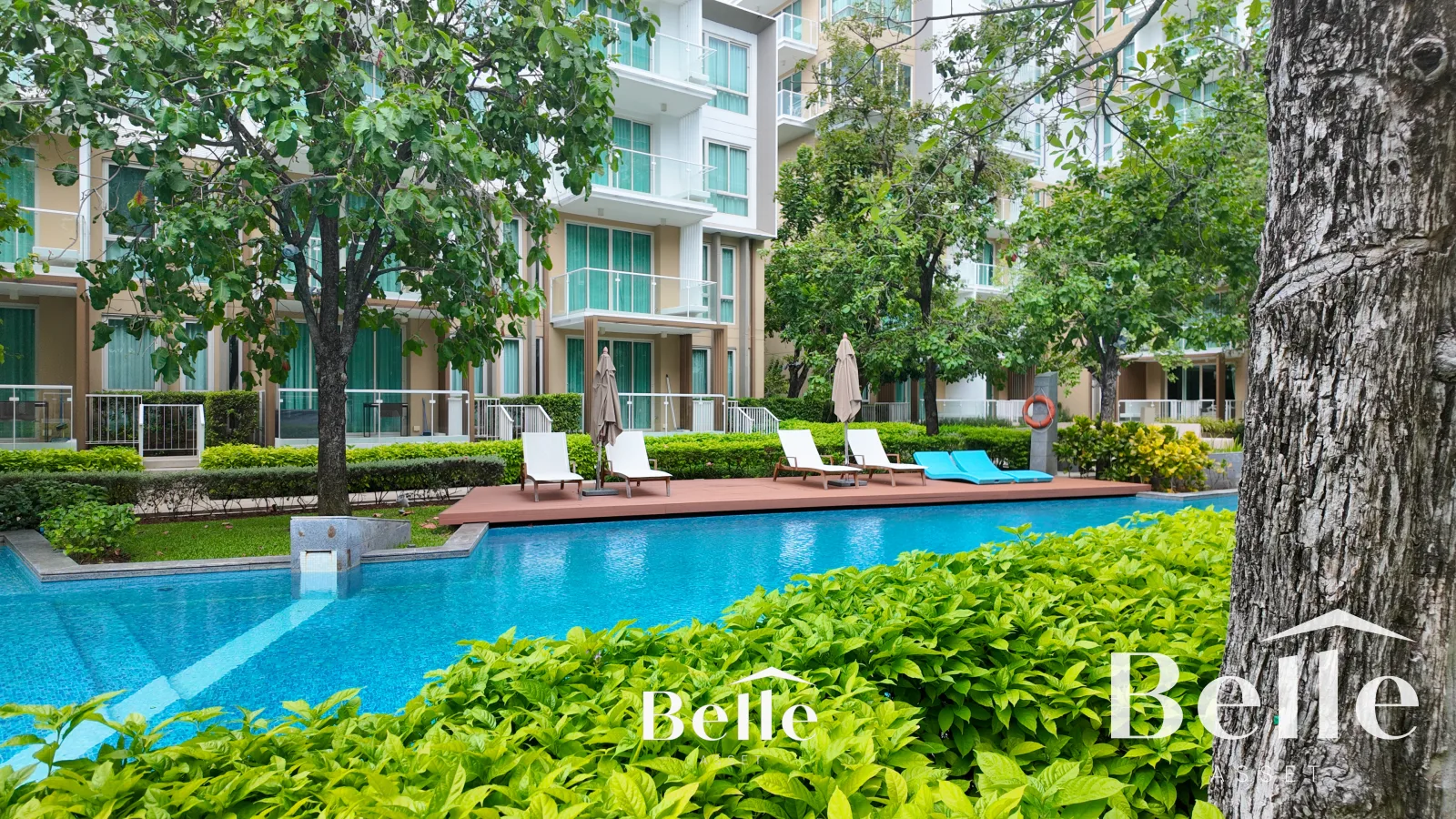 Beachfront Luxury Peaceful Location | Ready to Move In