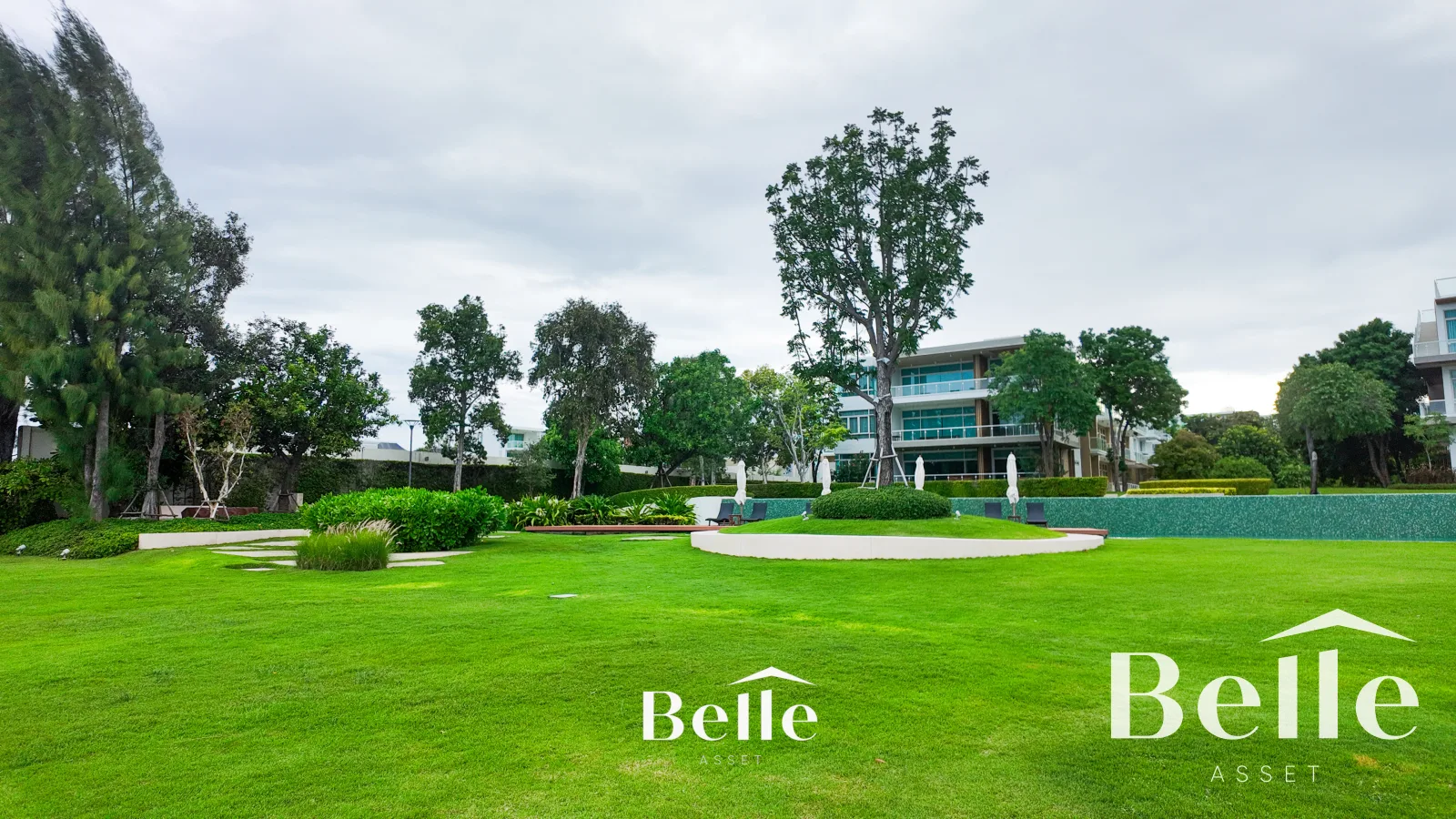 Beachfront Luxury Peaceful Location | Ready to Move In - 21