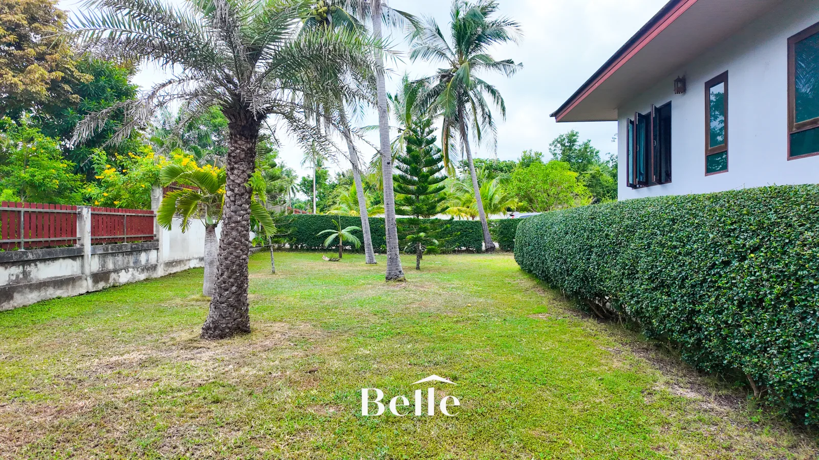 Beachfront Paradise Home for Sale in Thap Sakae, Prachuap Khiri Khan 3 Bedrooms - 17